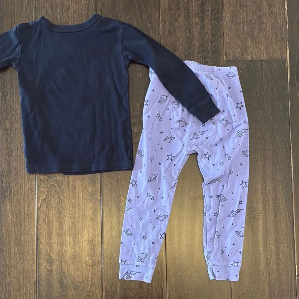 Baby Gap Disney Pixar Gender Neutral Buzz Lightyear Kids Pajamas !